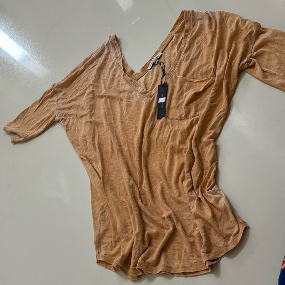Express T-shirt, size medium